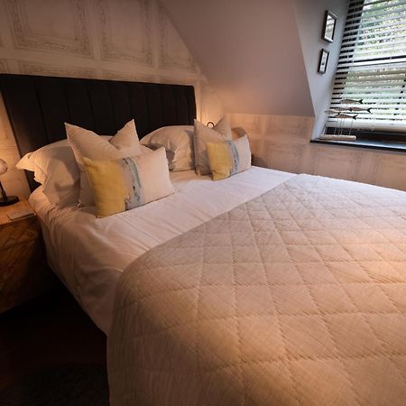 Padstow Escapes - Teyr Luxury Penthouse Apartment ภายนอก รูปภาพ