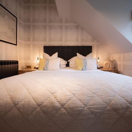 Padstow Escapes - Teyr Luxury Penthouse Apartment ภายนอก รูปภาพ
