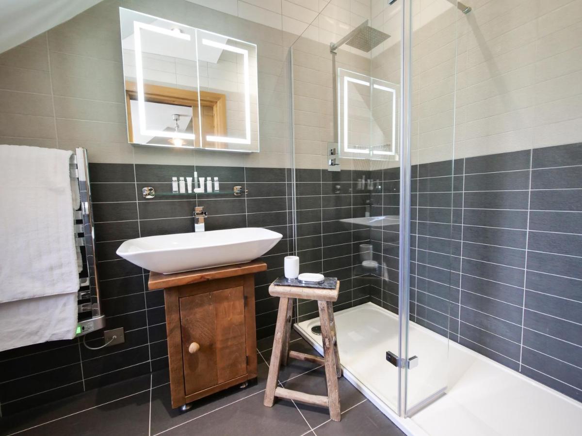 Padstow Escapes - Teyr Luxury Penthouse Apartment ภายนอก รูปภาพ