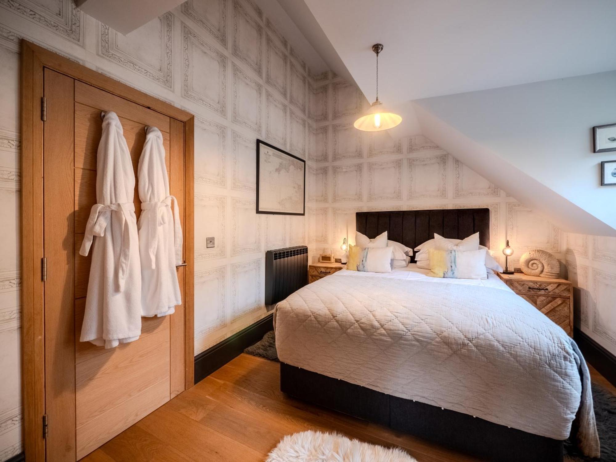 Padstow Escapes - Teyr Luxury Penthouse Apartment ภายนอก รูปภาพ