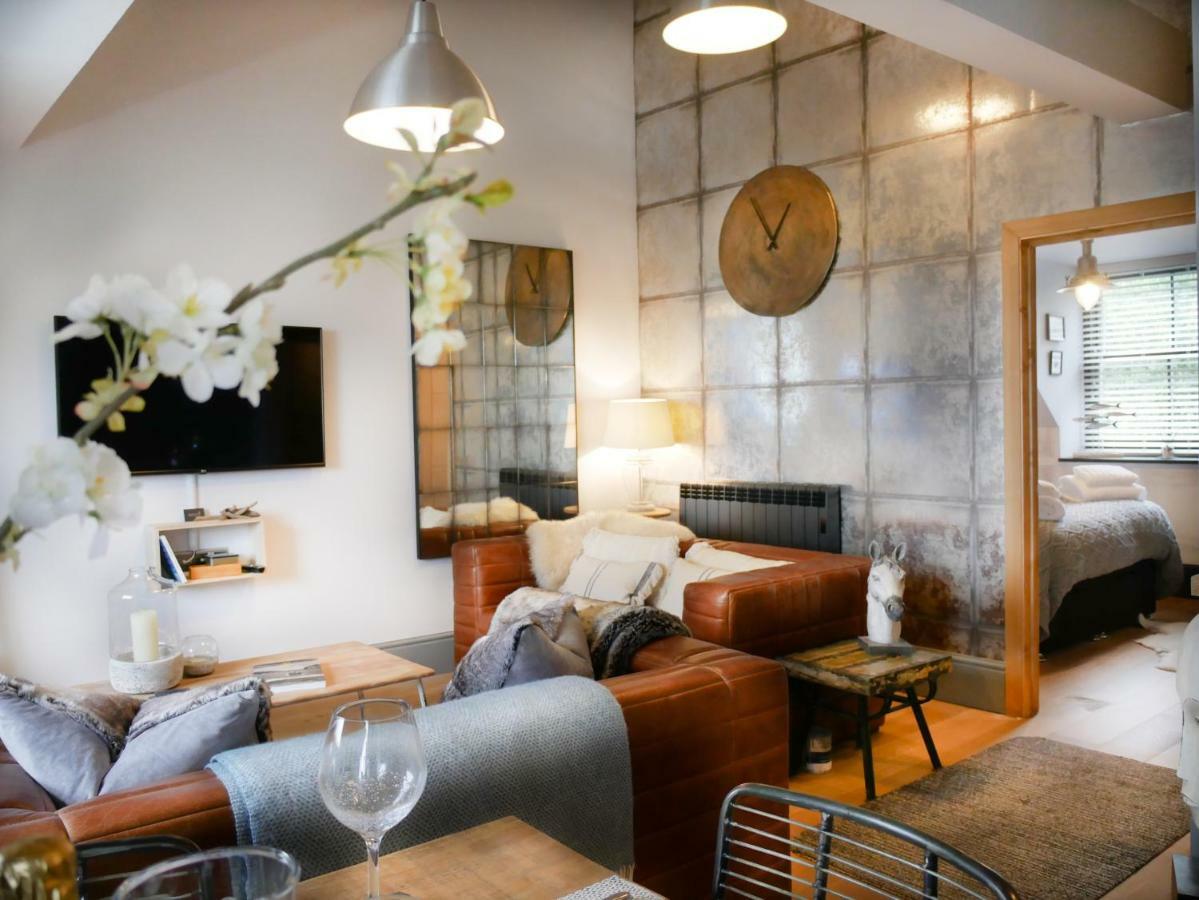 Padstow Escapes - Teyr Luxury Penthouse Apartment ภายนอก รูปภาพ